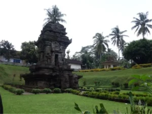 Candi Sawentar