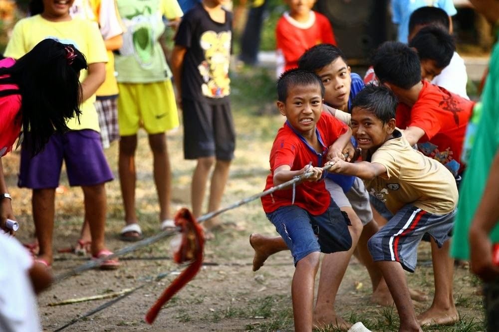 Lomba-Tarik-Tambang-di-17-Agustus