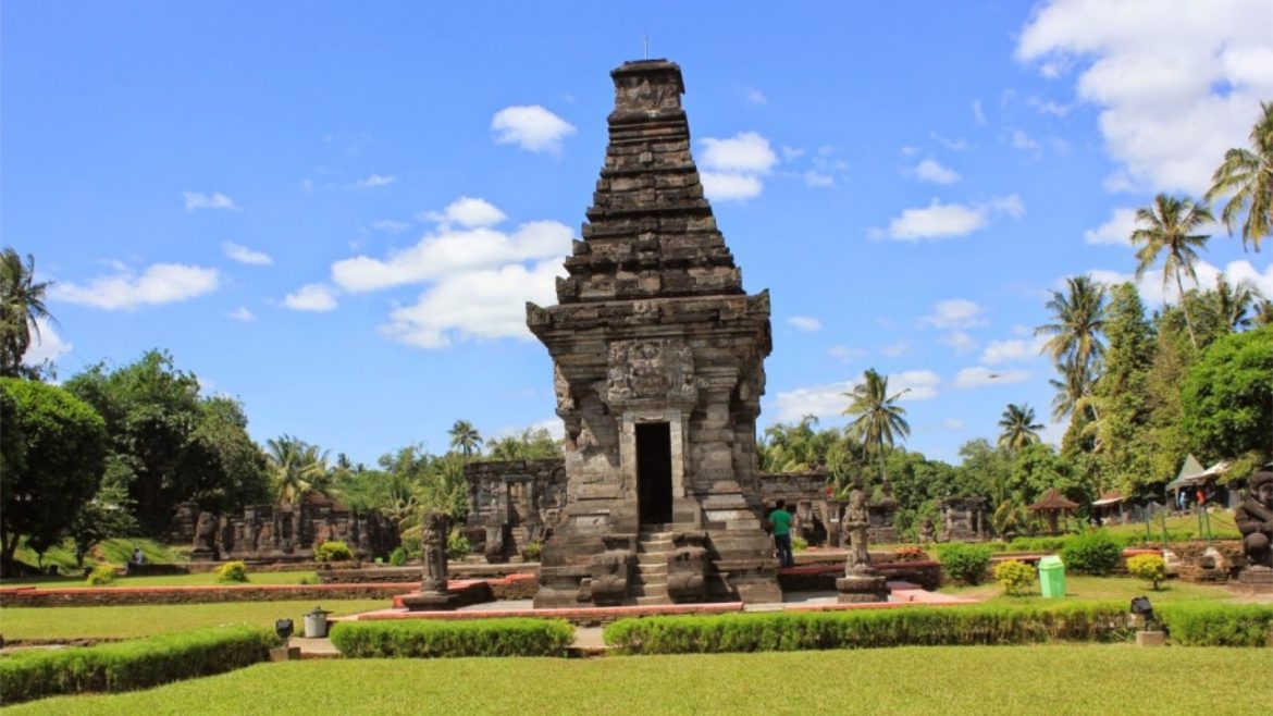 sejarah candi